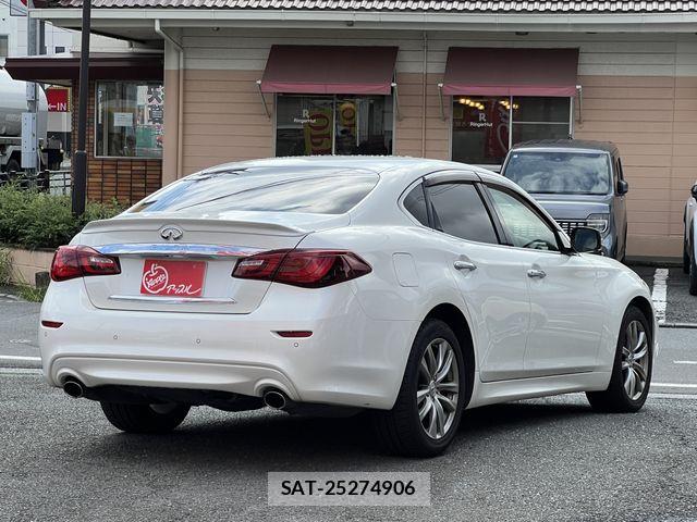 Nissan FUGA 2016-01 8829208-2
