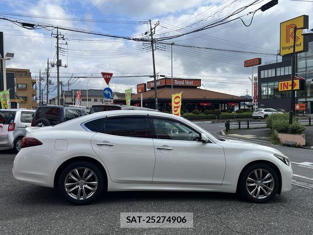 Nissan FUGA 2016-01 8829208-8