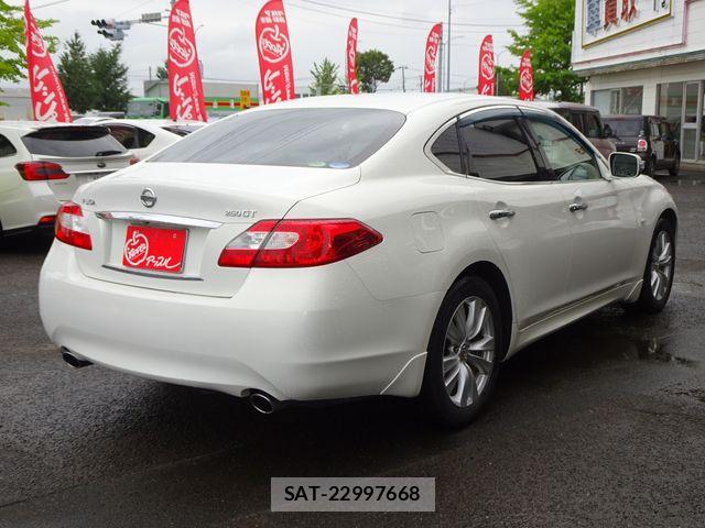Nissan FUGA 2012-03 8829209-4