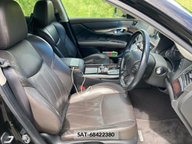 Nissan FUGA 2015-11 8829210-12