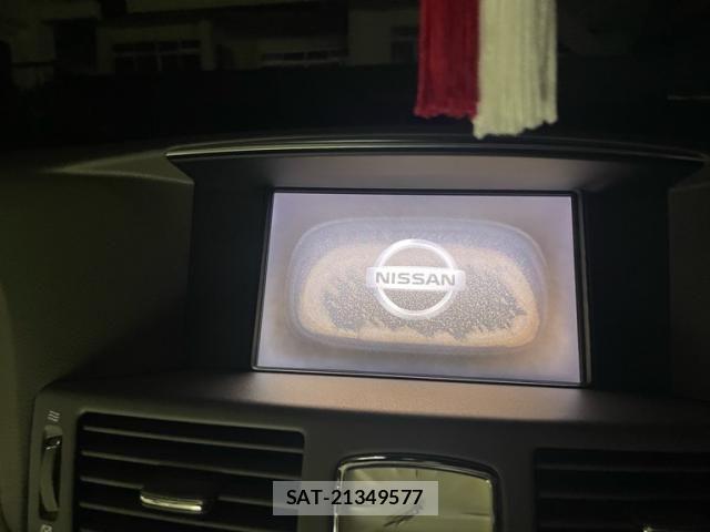 Nissan FUGA 2012-03 8849155-19