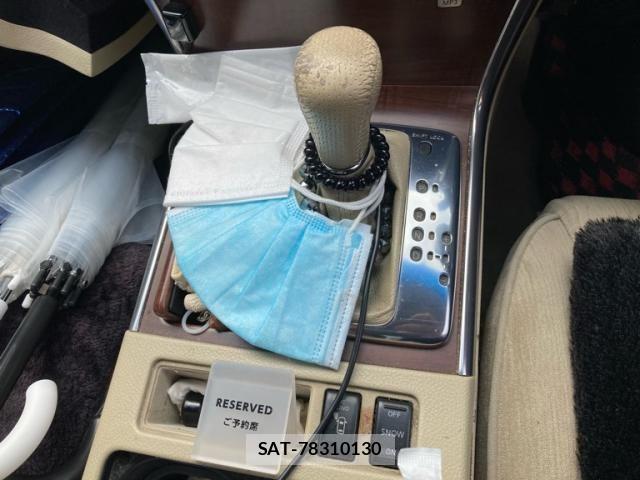 Nissan FUGA 2005-09 8871077-19
