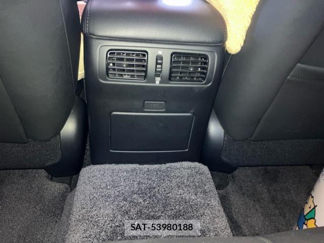 Nissan FUGA 2015-03 2319476-11