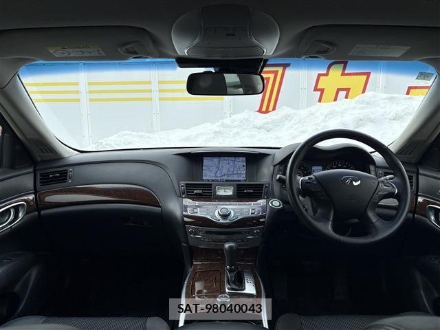 Nissan FUGA 2017-01 3374102-14