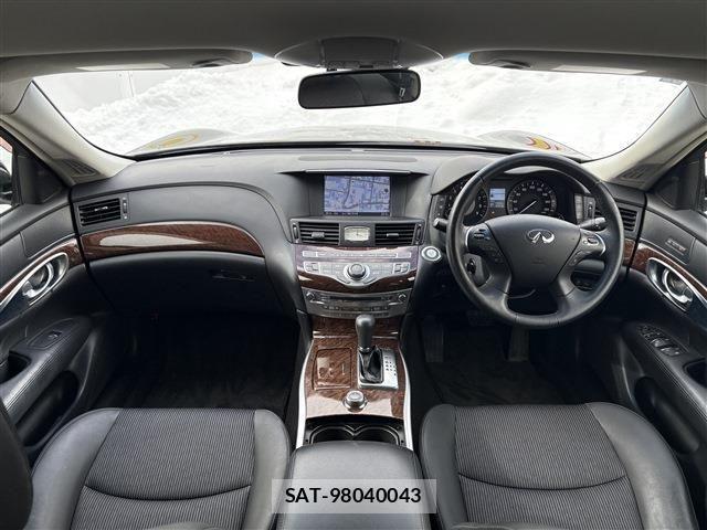 Nissan FUGA 2017-01 3374102-15