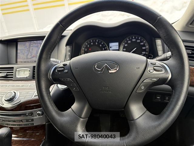 Nissan FUGA 2017-01 3374102-17