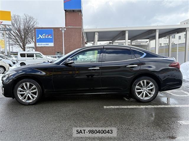 Nissan FUGA 2017-01 3374102-7