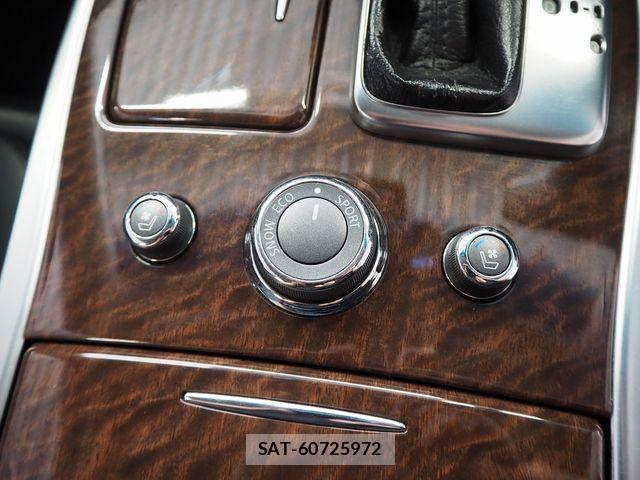Nissan FUGA 2015-03 6815050-13