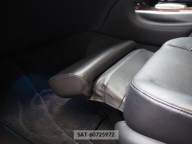 Nissan FUGA 2015-03 6815050-25