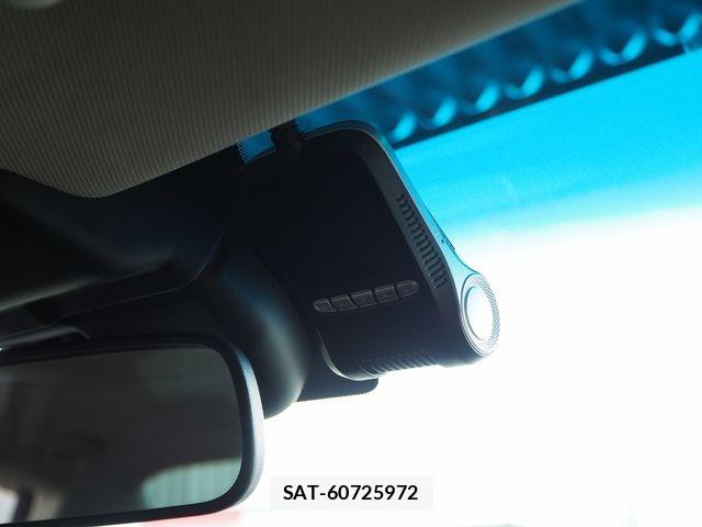 Nissan FUGA 2015-03 6815050-29