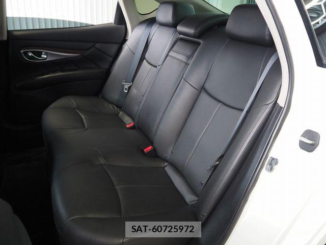 Nissan FUGA 2015-03 6815050-8