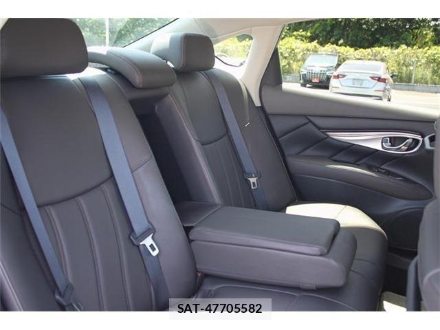 Nissan FUGA 2018-02 6993835-14