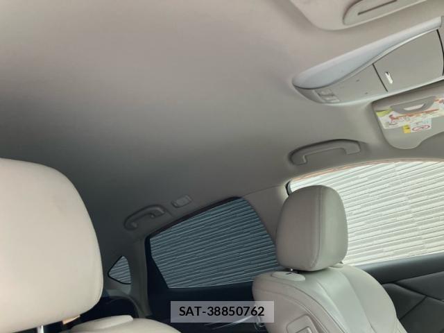 Nissan FUGA 2017-07 7357892-15