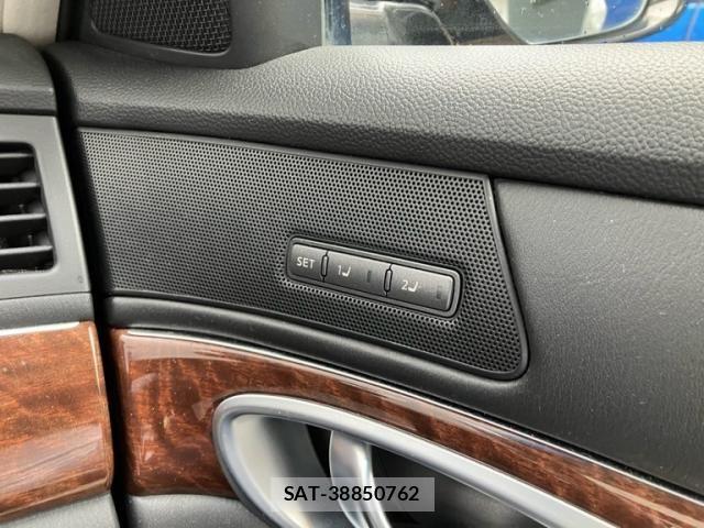 Nissan FUGA 2017-07 7357892-18