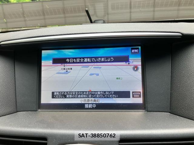 Nissan FUGA 2017-07 7357892-27