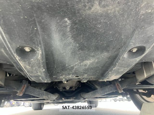 Nissan FUGA 2013-07 7454536-6