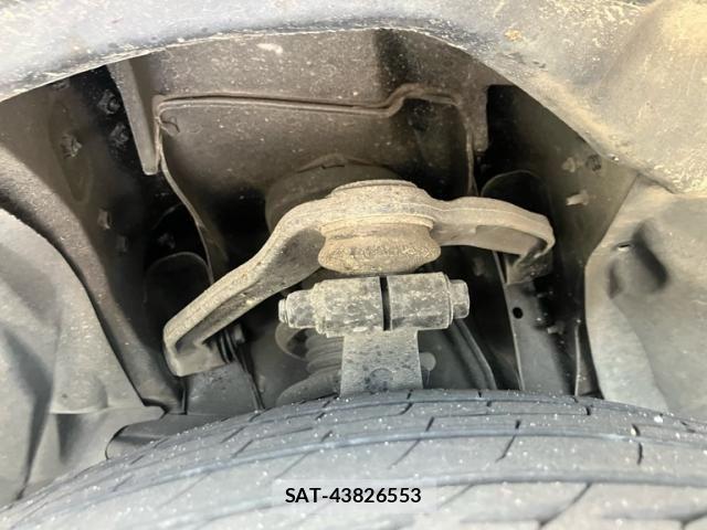 Nissan FUGA 2013-07 7454536-7