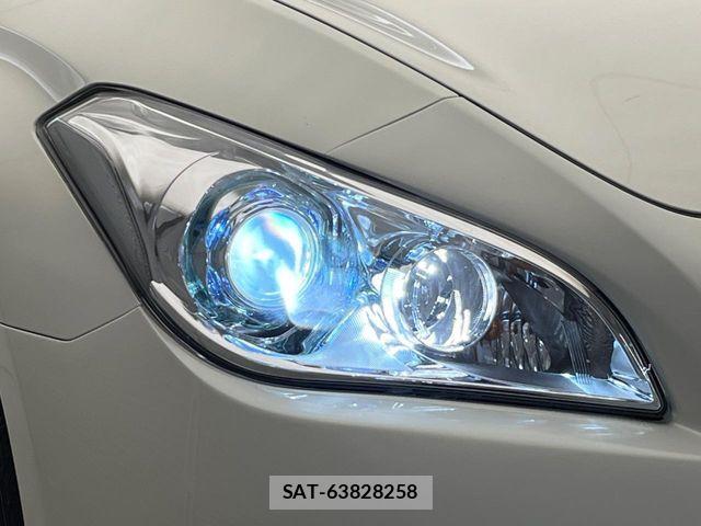 Nissan FUGA 2012-07 8035727-12