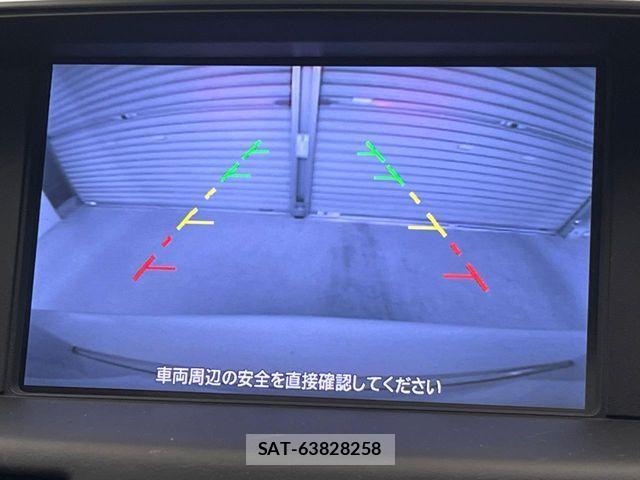 Nissan FUGA 2012-07 8035727-7