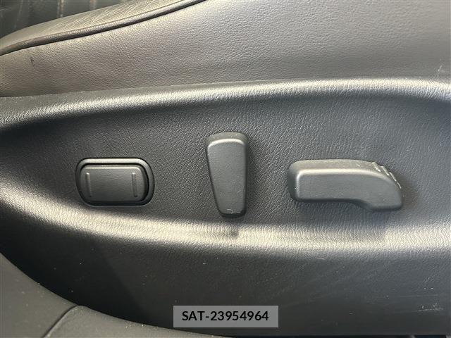 Nissan FUGA 2020-03 8073854-23