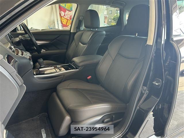 Nissan FUGA 2020-03 8073854-24