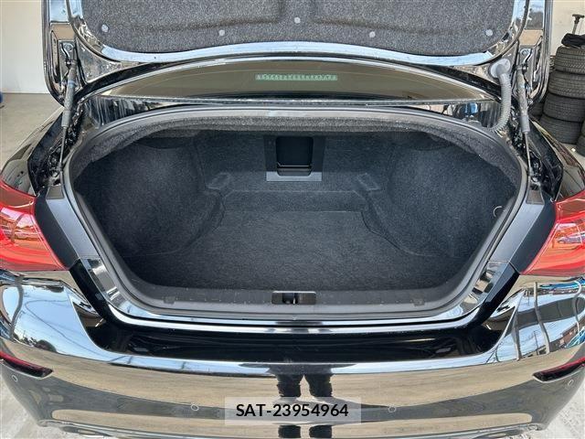 Nissan FUGA 2020-03 8073854-26