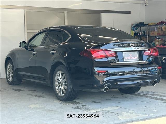 Nissan FUGA 2020-03 8073854-6