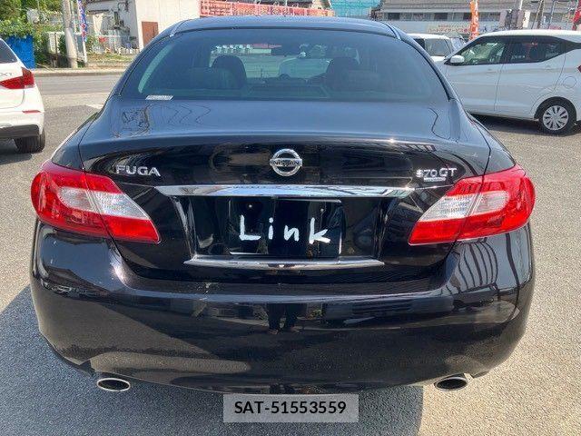 Nissan FUGA 2013-03 8207660-6