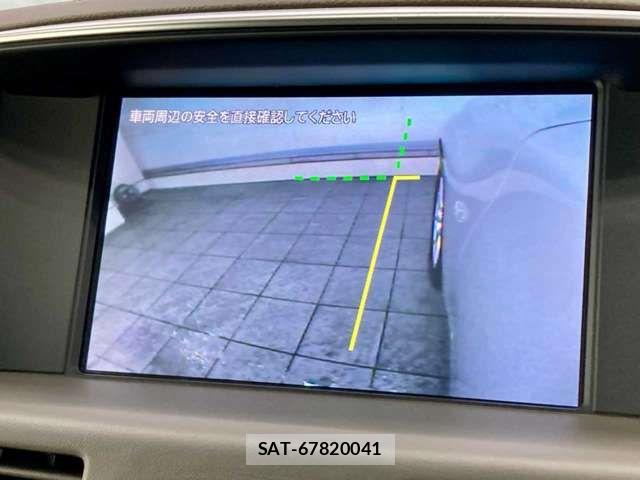 Nissan FUGA 2012-02 8245270-9