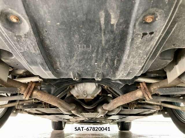 Nissan FUGA 2012-02 8245270-7