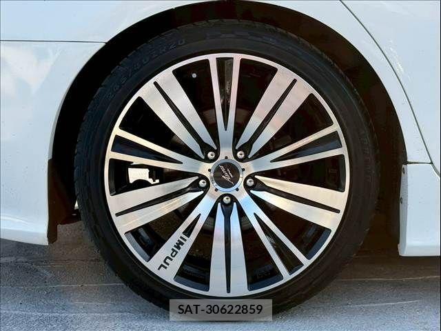 Nissan FUGA 2010-03 8562026-19
