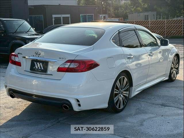 Nissan FUGA 2010-03 8562026-5