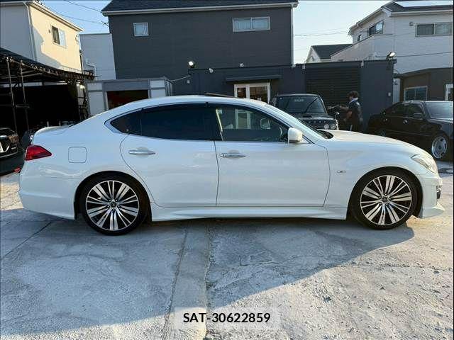 Nissan FUGA 2010-03 8562026-7