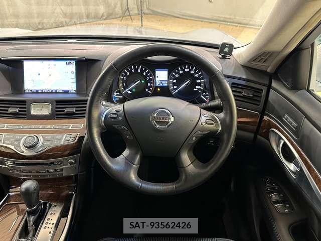 Nissan FUGA HYBRID 2013-05 662251-9
