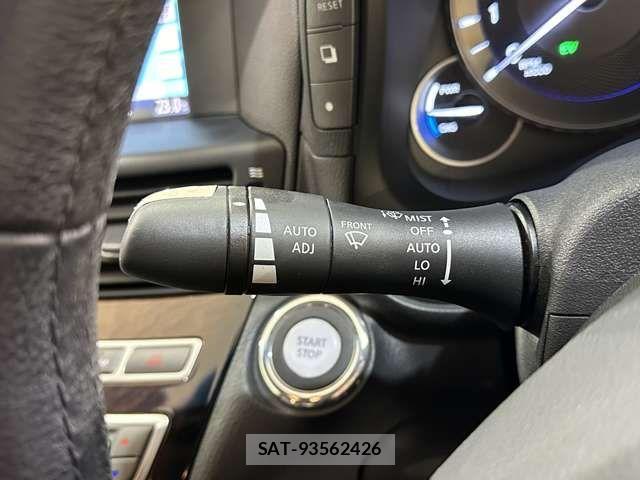 Nissan FUGA HYBRID 2013-05 662251-12