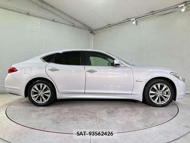 Nissan FUGA HYBRID 2013-05 662251-3