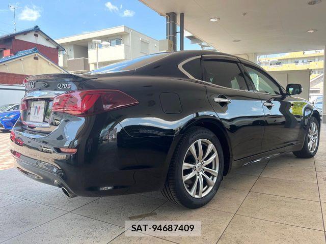 Nissan FUGA HYBRID 2018-04 1257002-16