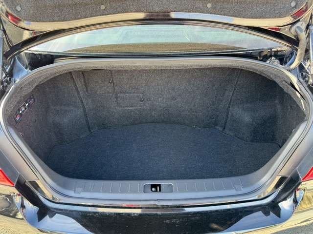 Nissan FUGA HYBRID 2011-01 1545468-11
