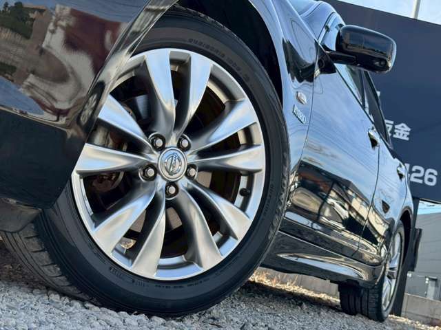 Nissan FUGA HYBRID 2011-01 1545468-14