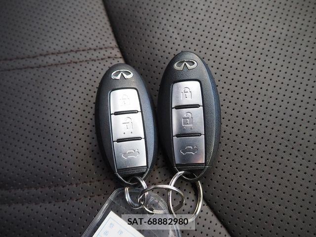 Nissan FUGA HYBRID 2016-03 1585641-18