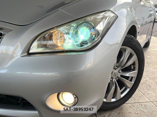 Nissan FUGA HYBRID 2011-11 3374108-11