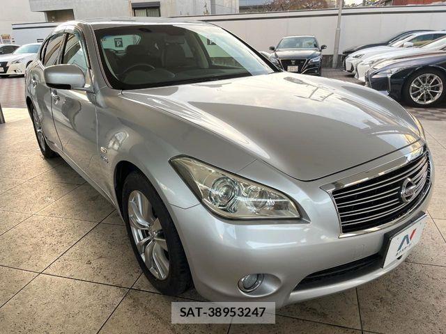 Nissan FUGA HYBRID 2011-11 3374108-15