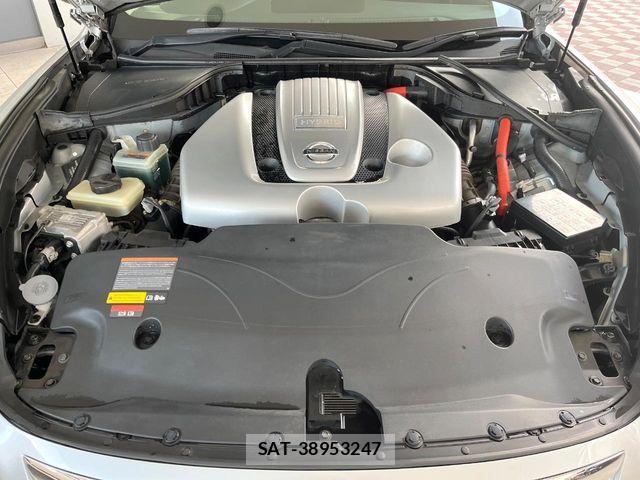 Nissan FUGA HYBRID 2011-11 3374108-17