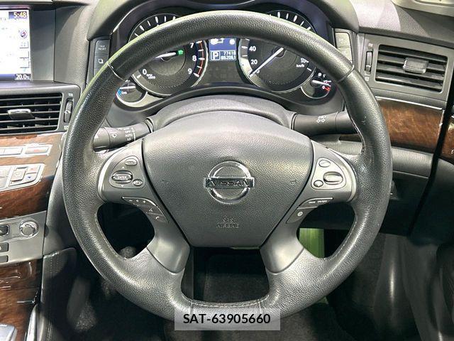 Nissan FUGA HYBRID 2011-05 3934256-10