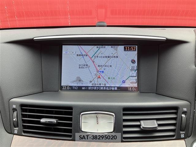Nissan FUGA HYBRID 2018-09 4042844-10