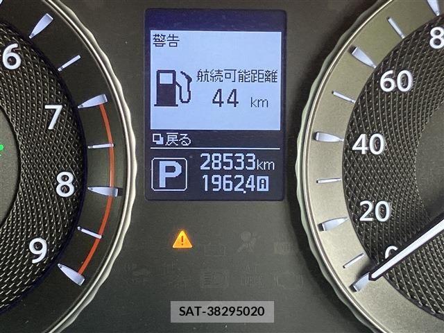 Nissan FUGA HYBRID 2018-09 4042844-14