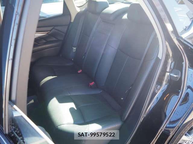 Nissan FUGA HYBRID 2015-02 5868309-13