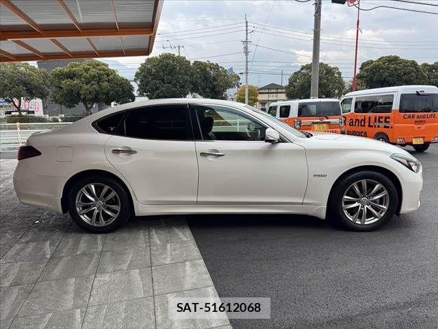 Nissan FUGA HYBRID 2015-08 5868311-10