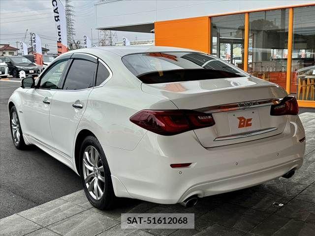 Nissan FUGA HYBRID 2015-08 5868311-12