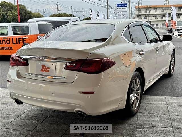 Nissan FUGA HYBRID 2015-08 5868311-14